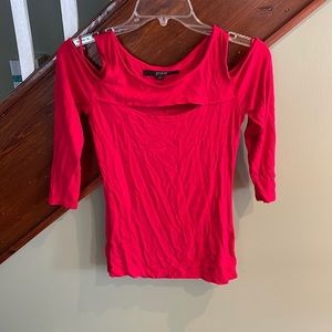 Guess Off the shoulders shirt